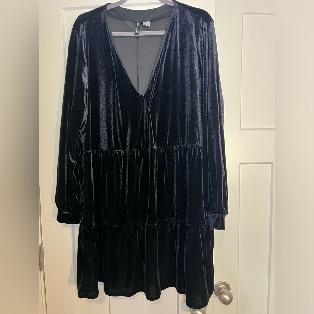 Black H&M Dress